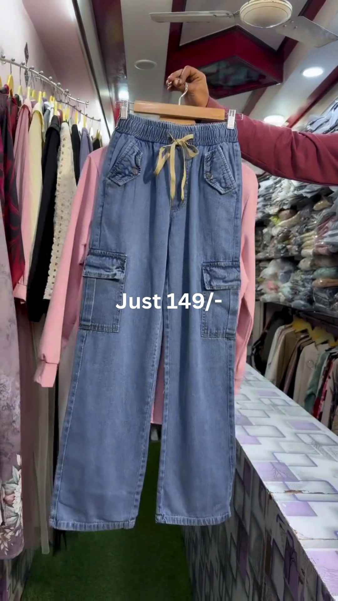 Elegant Pink Top with Bow & Pearl Detail – Soft Feminine Charm