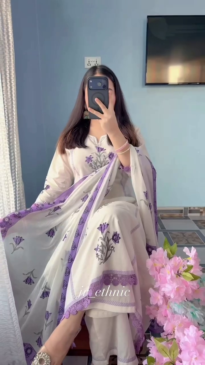 Ivory & Lavender Printed Suit – Graceful Pastel Perfection