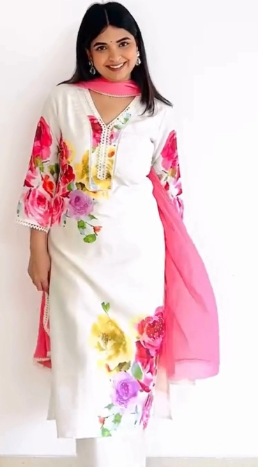 Elegant Floral White Kurta Set with Pink Dupatta – Fresh Festive Look