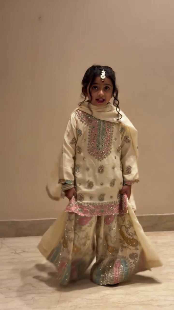 Elegant Maroon Korean Top with Denim – Chic Everyday Fashion