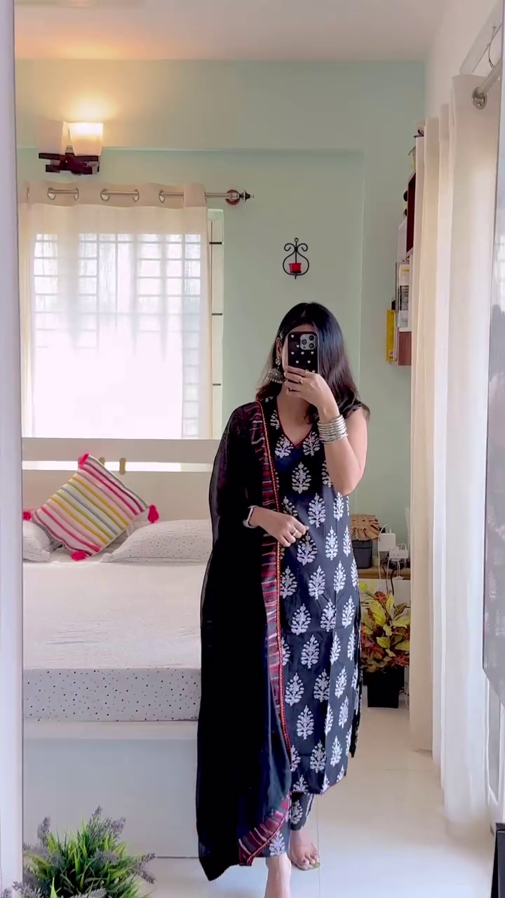 Classic Black Printed Suit – Timeless Ethnic Elegance