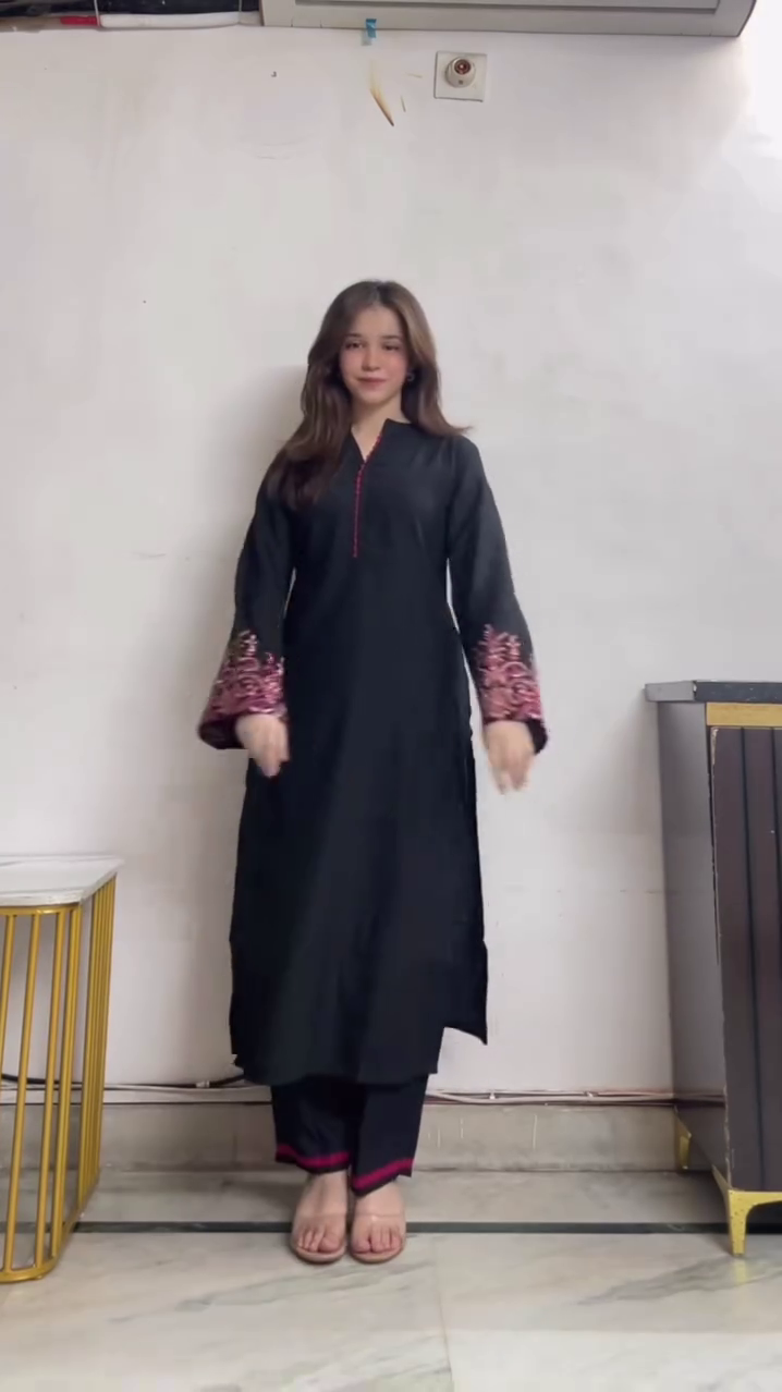 Elegant Teal Blue Kurta Set – Minimal Yet Stylish