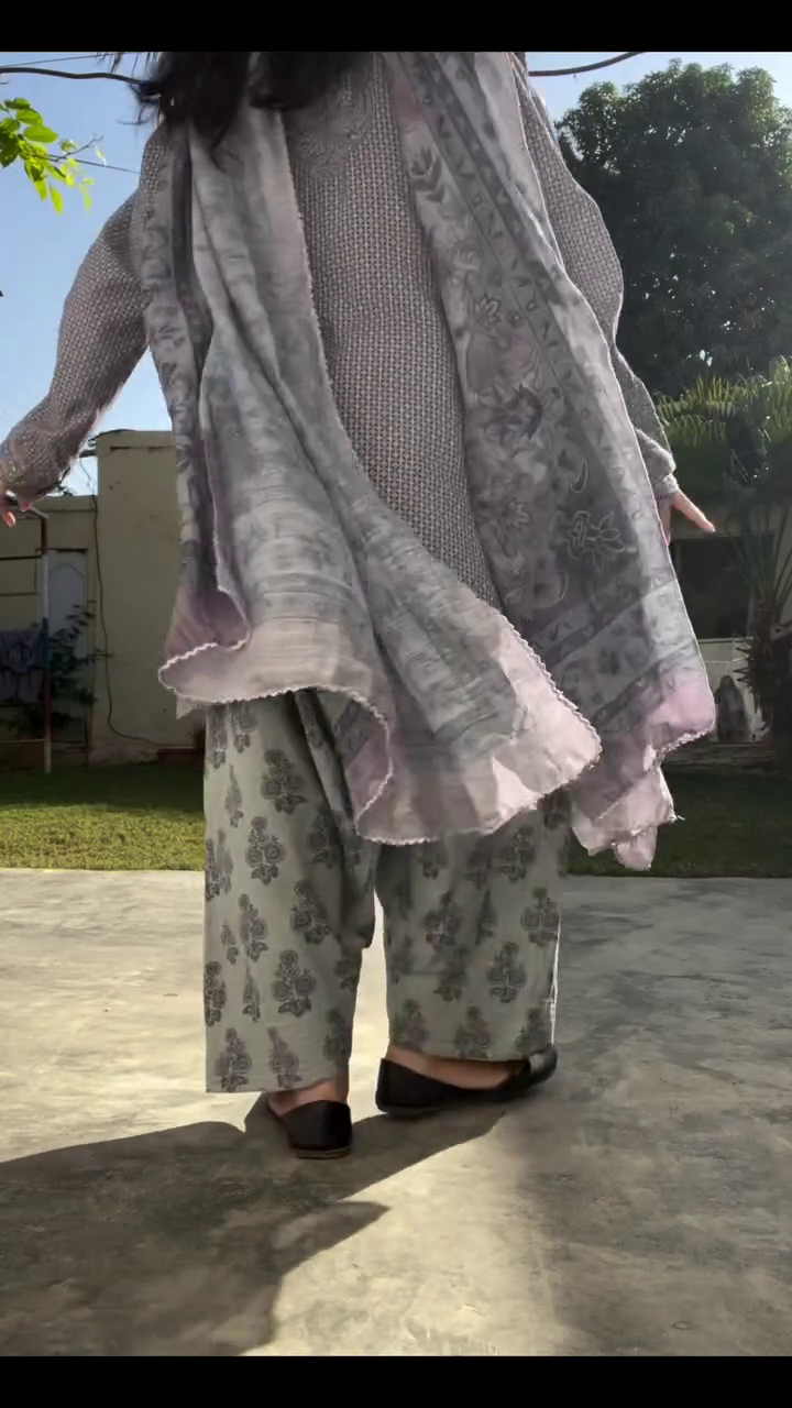 🌿 Graceful Comfort – Printed Kurta with Palazzo