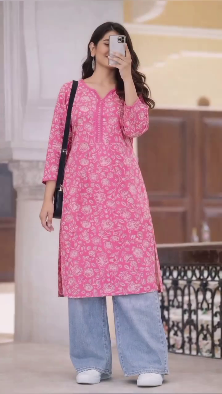❤️ Everyday Stylish – Printed Kurta with Denim Look