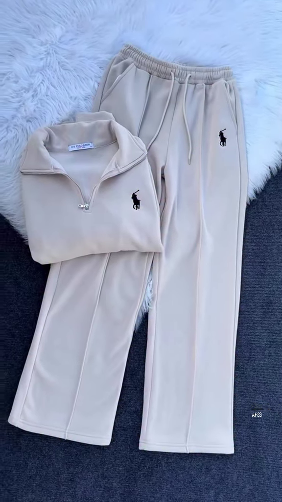 Minimal Luxe – Black Athleisure Co-ord Set