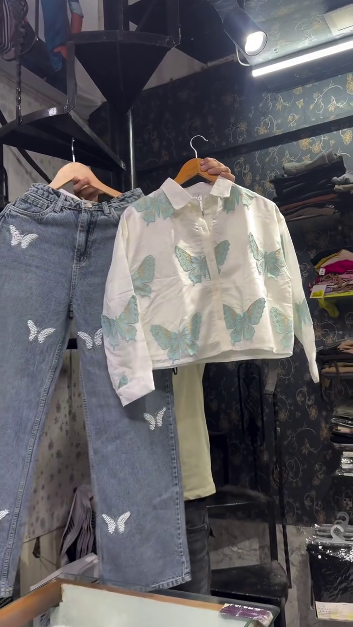 Butterfly Print Crop Top with Denim – Cute & Casual Combo 🦋