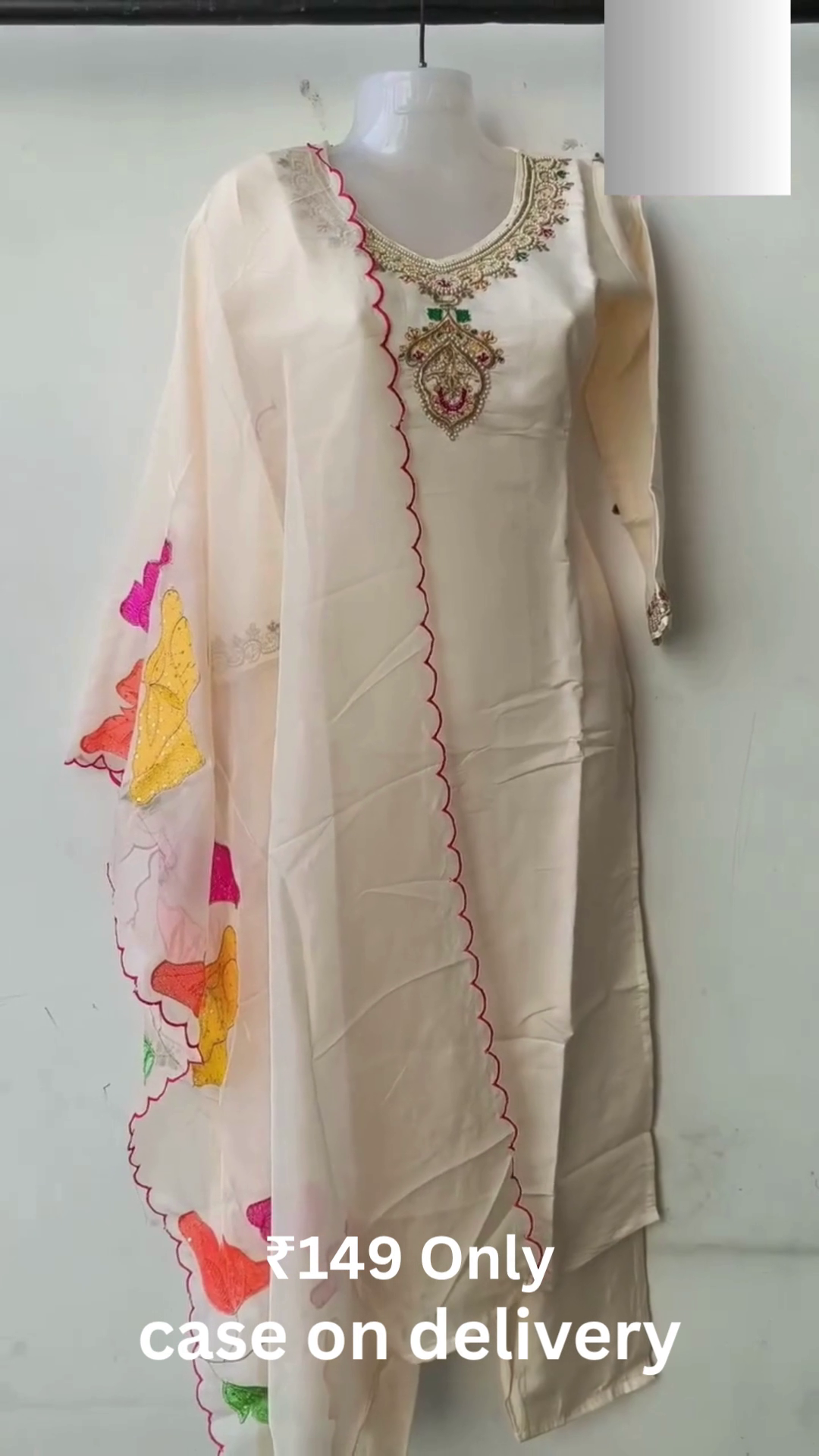 Designer Suit with Colorful Dupatta – Festive Ready Style 💖