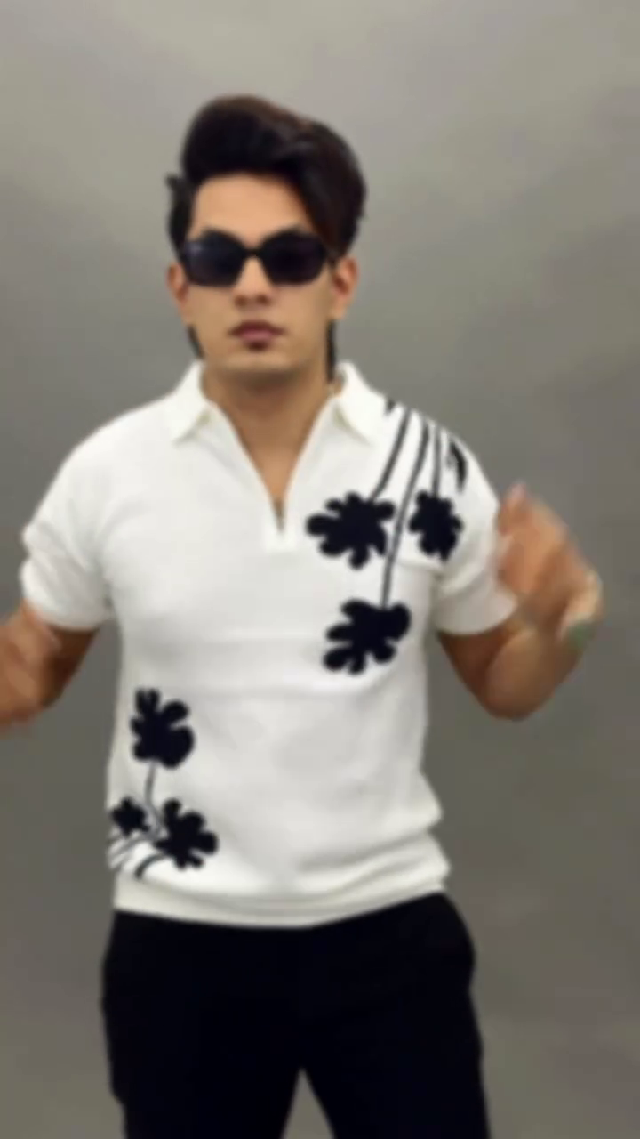 Beige Floral Polo T-Shirt – Smart Casual Men’s Style 🌿