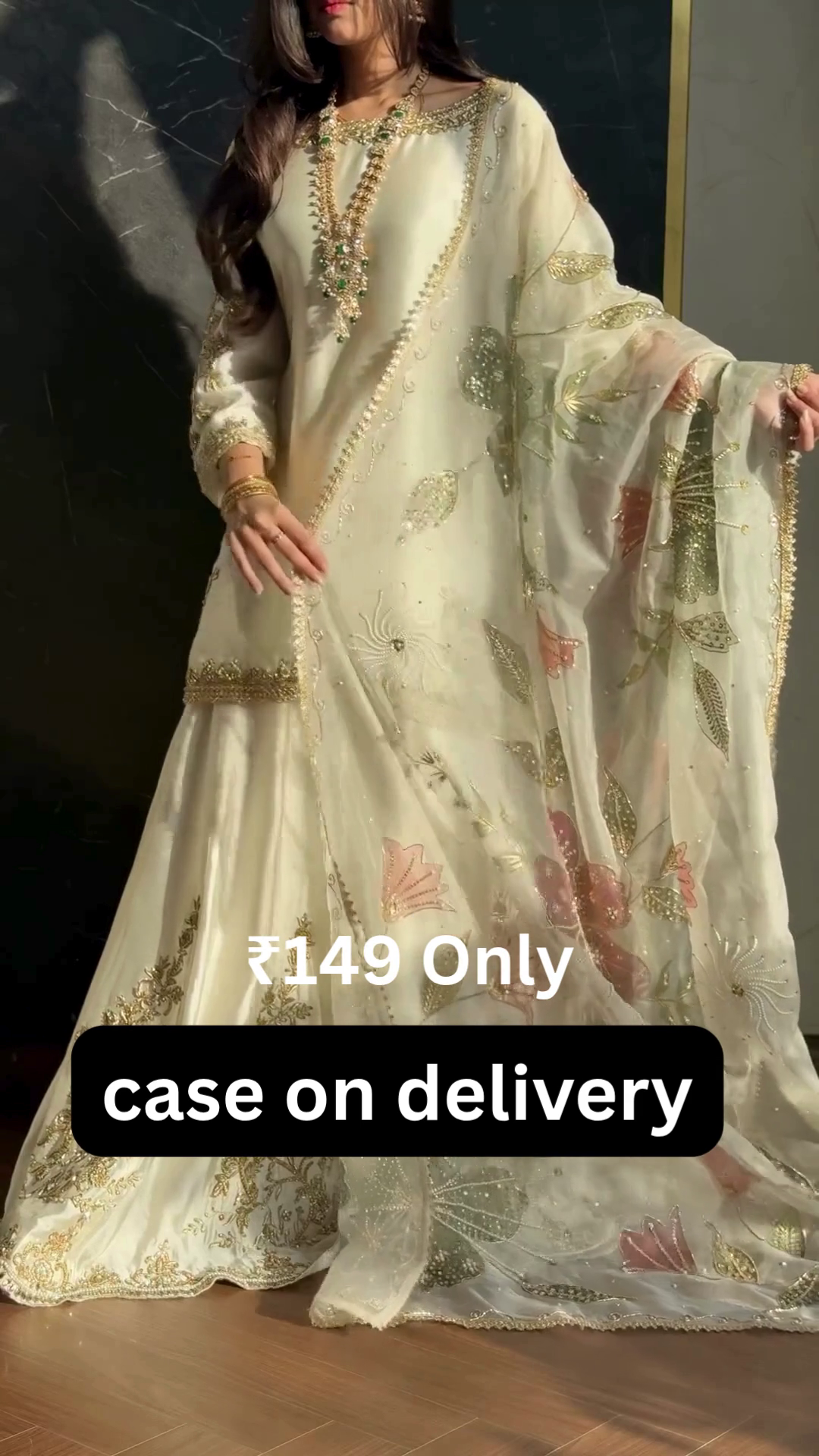 Royal Ivory Embroidered Lehenga – Pure Elegance ✨👑