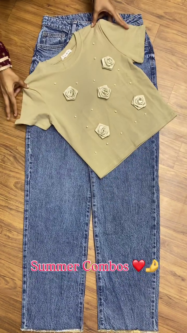 Chic Summer Combo – Textured Pink Top with Trendy Denim Jeans 💖👖