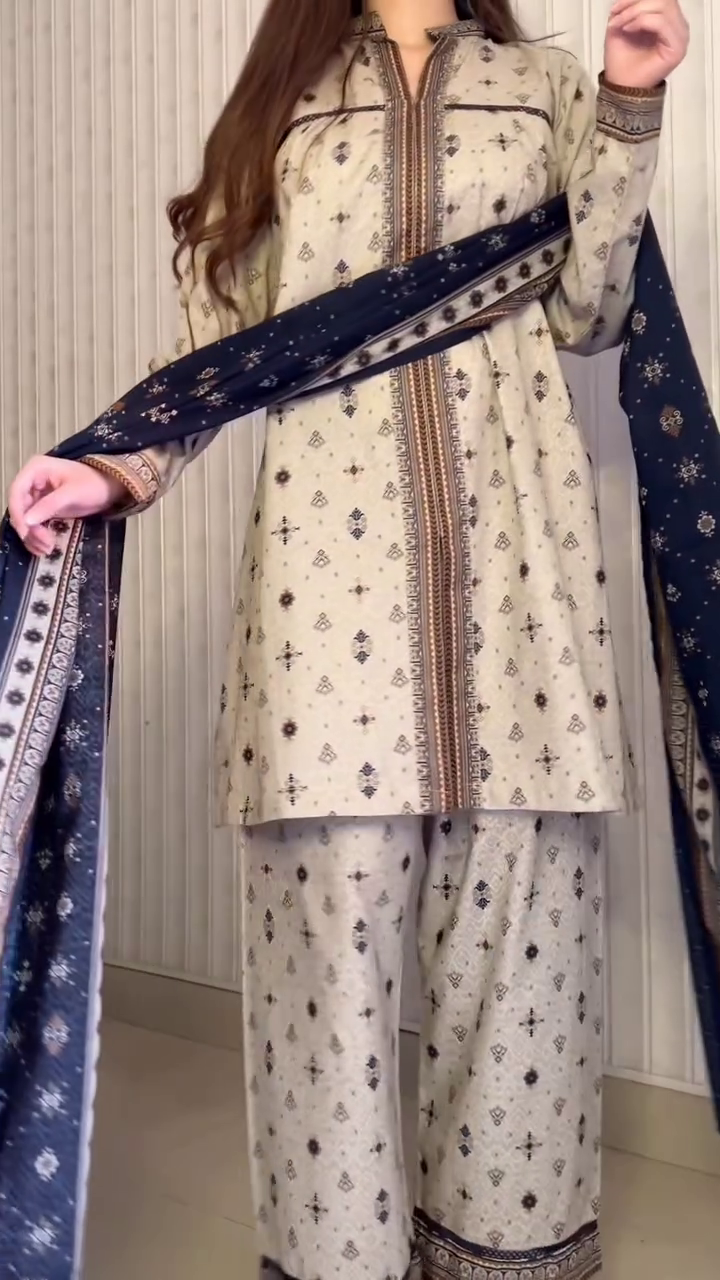 🌸 Effortless Everyday Style – Printed Kurta Palazzo Perfection 🌸